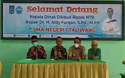 Kunjungan dan Penguatan Kepala Dinas Dikbudristek NTB kepada Warga SMAN 1 Taliwang